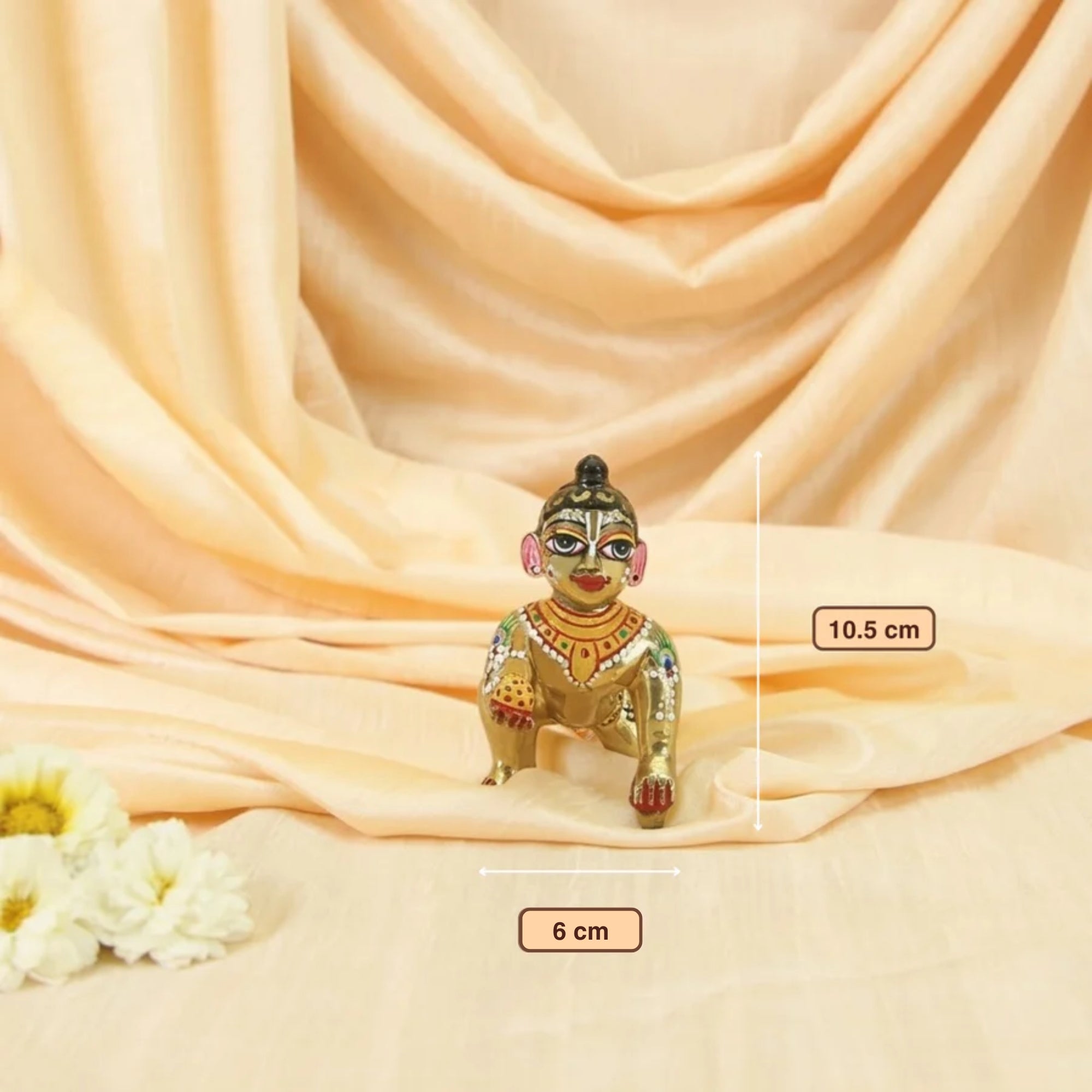 Size and height dimensions of the decorative Shringar Laddu Gopal Ashtadhatu idol