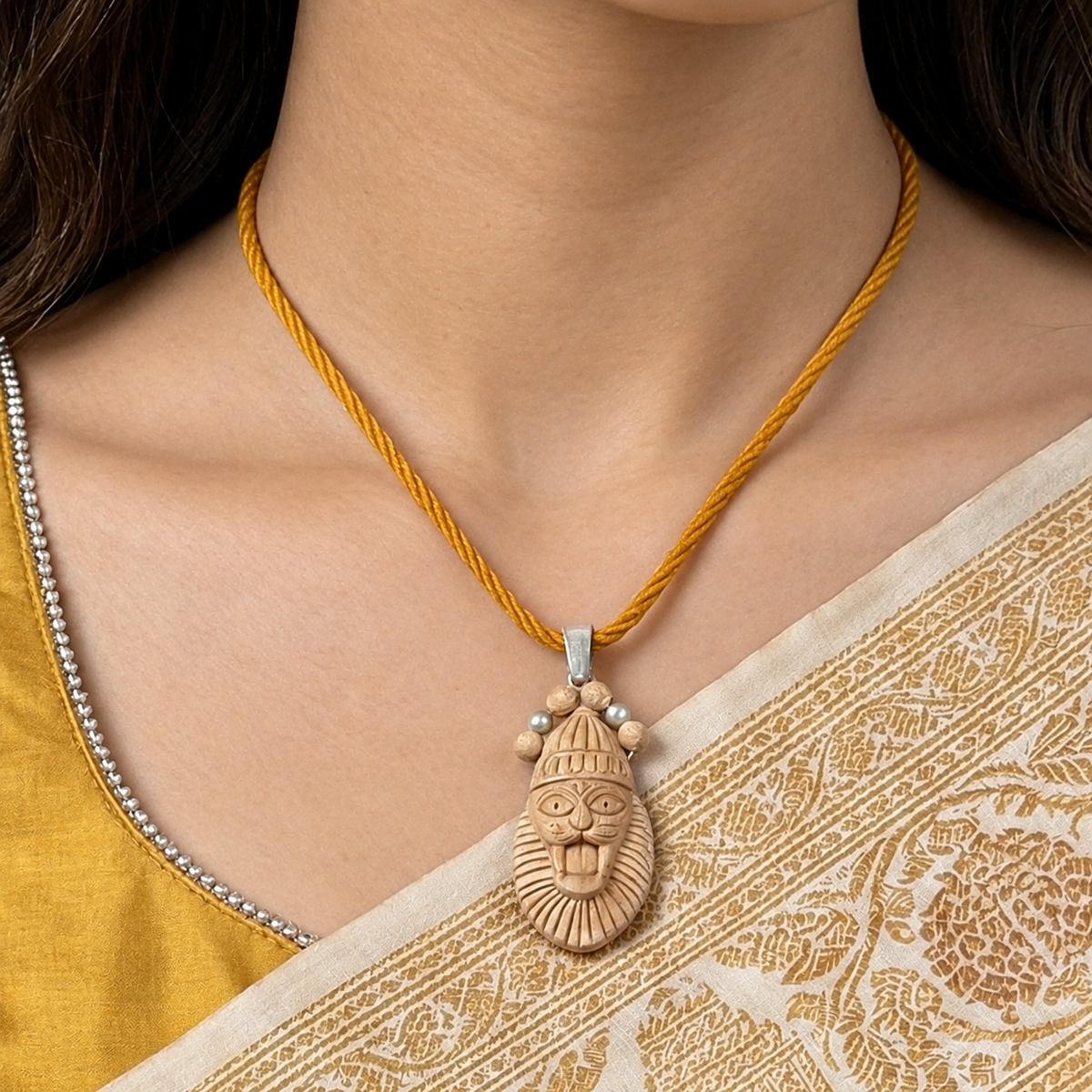 pure silver-tulsi-narasimha-avatar-pendant 